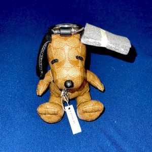 Coach X Peanuts Snoopy Charm